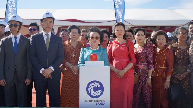 ក្រុមហ៊ុនជីប ម៉ុង បើកការដ្ឋានសាងសង់គម្រោងផាកលែន 50M ទី៣ និងផ្សារទំនើប ជីប ម៉ុង 50M
