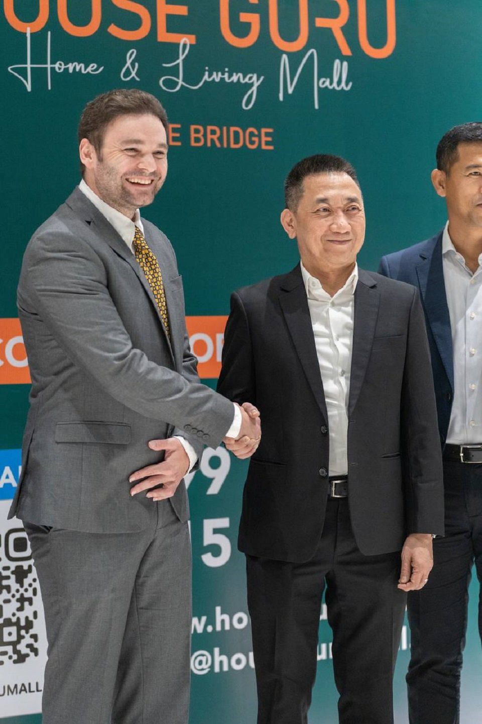 ធនាគារ ប្រ៊ីដ សហការជាមួយផ្សារទំនើប ហោសហ្គូរូ ដើម្បីផ្ដល់ជូនអតិថិជននូវកញ្ចប់សេវាកម្មបង់ប្រាក់ដ៏អស្ចារ្យ