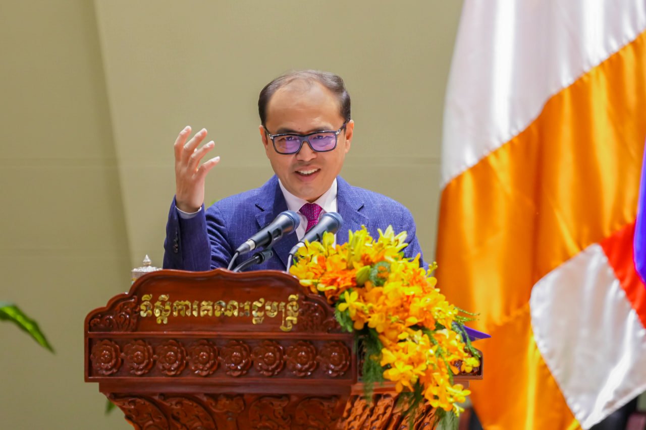 ឯកឧត្តមឧបនាយករដ្ឋមន្រ្តីប្រចាំការ វង្សី វិស្សុត