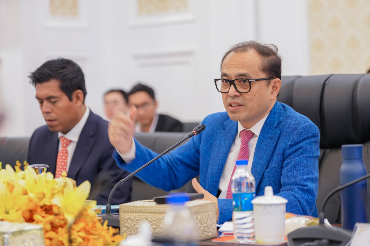 ឯកឧត្តមឧបនាយករដ្ឋមន្ត្រីប្រចាំការ វង្សី វិស្សុត