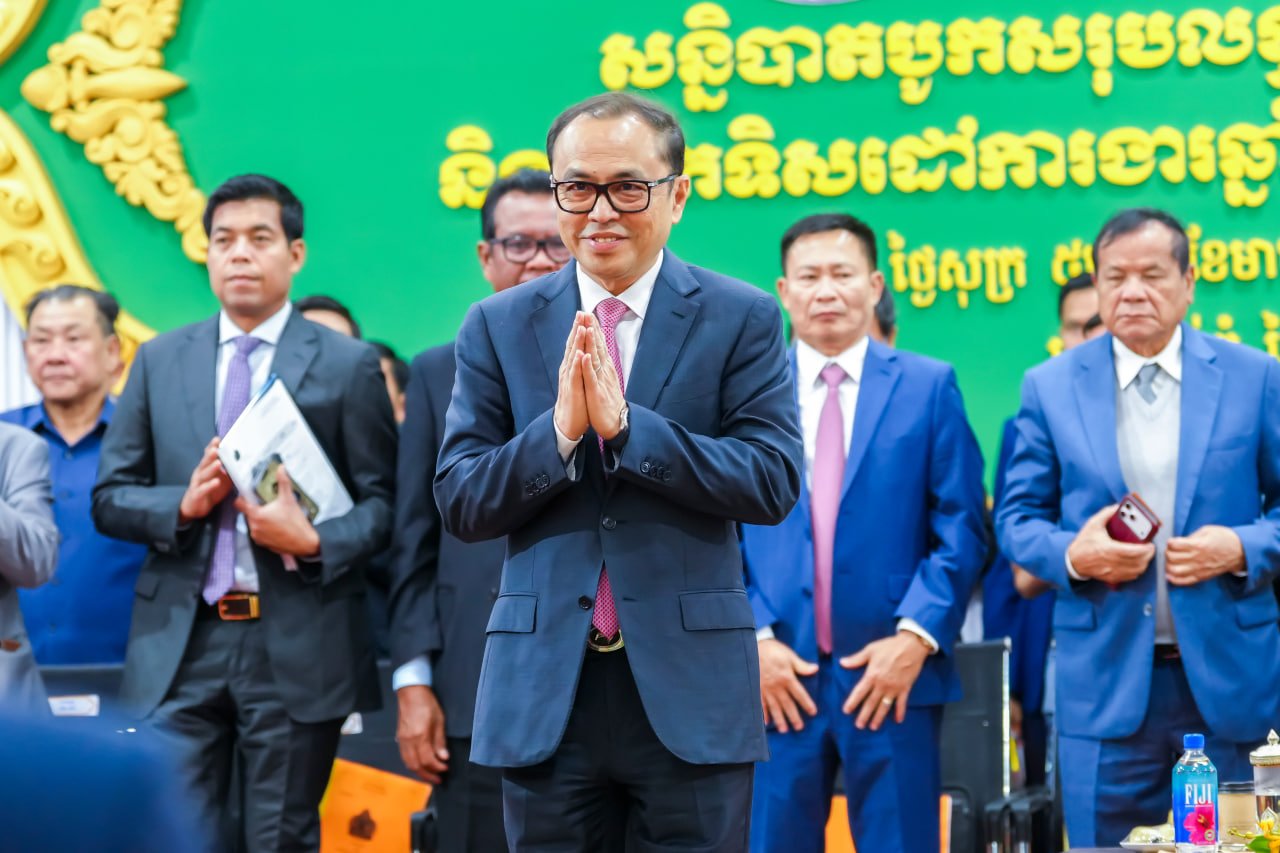 ឯកឧត្តមឧបនាយករដ្ឋមន្ត្រីប្រចាំការ វង្សី វិស្សុត