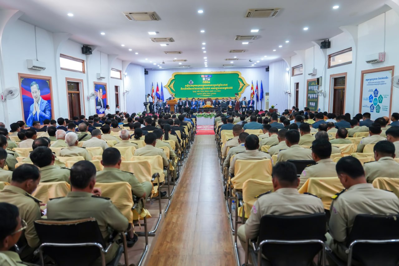 ឯកឧត្តមឧបនាយករដ្ឋមន្ត្រីប្រចាំការ វង្សី វិស្សុត