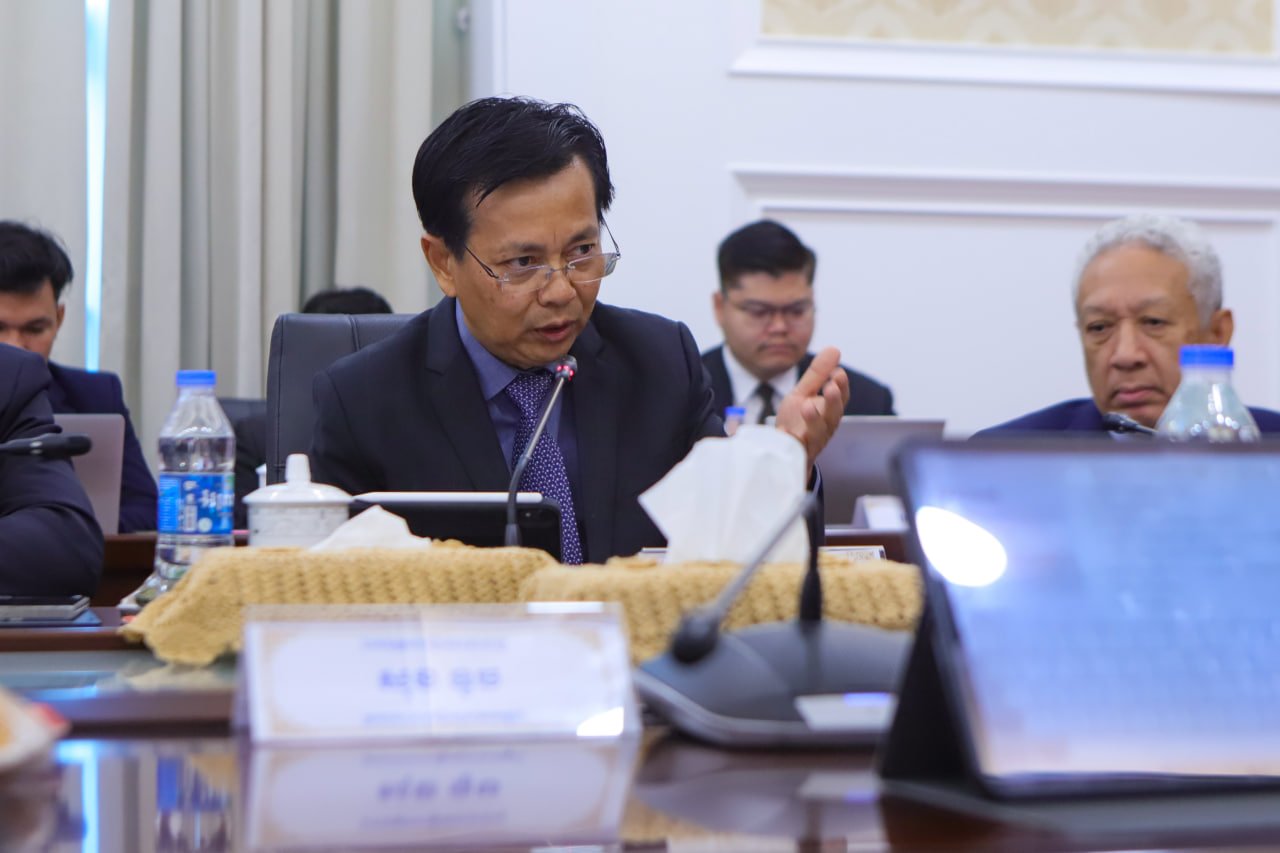 ឯកឧត្តមឧបនាយករដ្ឋមន្រ្តីប្រចាំការ វង្សី វិស្សុត