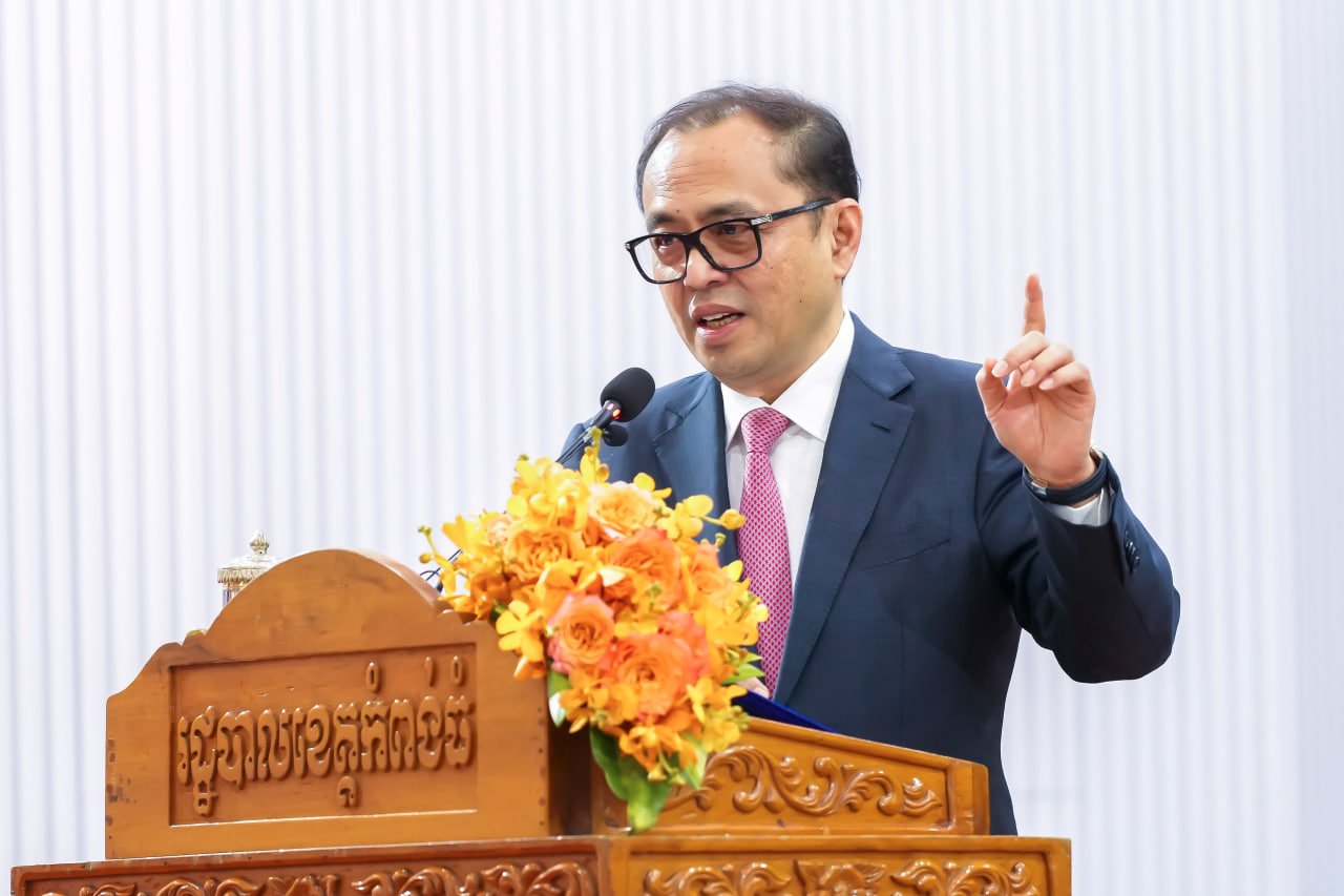 ឯកឧត្តមឧបនាយករដ្ឋមន្ត្រីប្រចាំការ វង្សី វិស្សុត