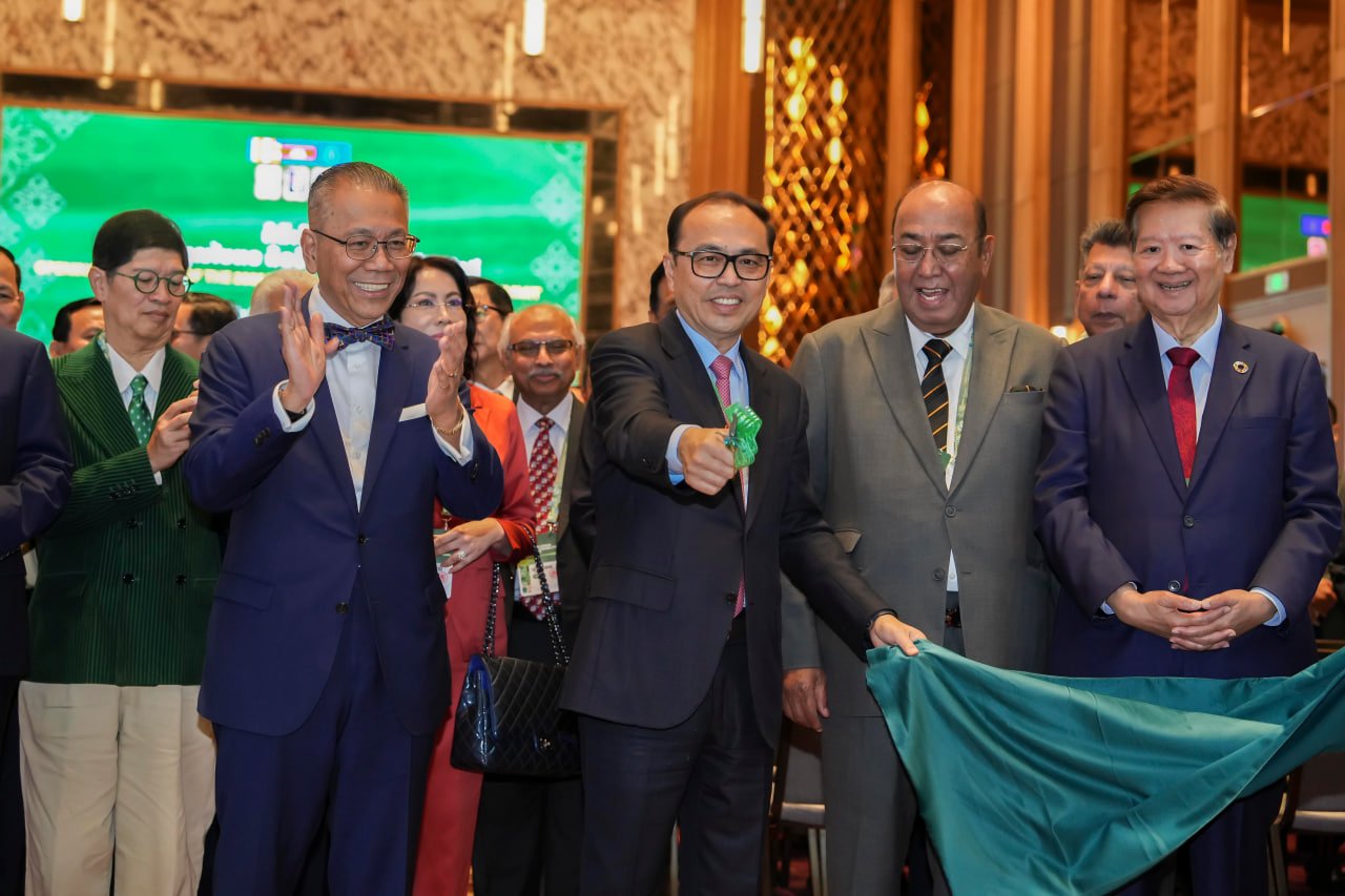 ឯកឧត្តមឧបនាយករដ្ឋមន្រ្តីប្រចាំការ វង្សី វិស្សុត