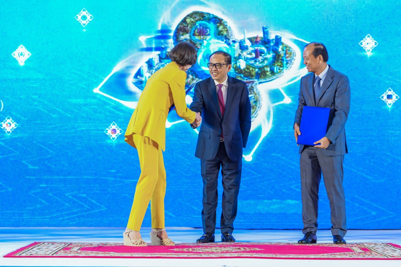 ឯកឧត្តមឧបនាយករដ្ឋមន្ត្រីប្រចាំការ វង្សី វិស្សុត