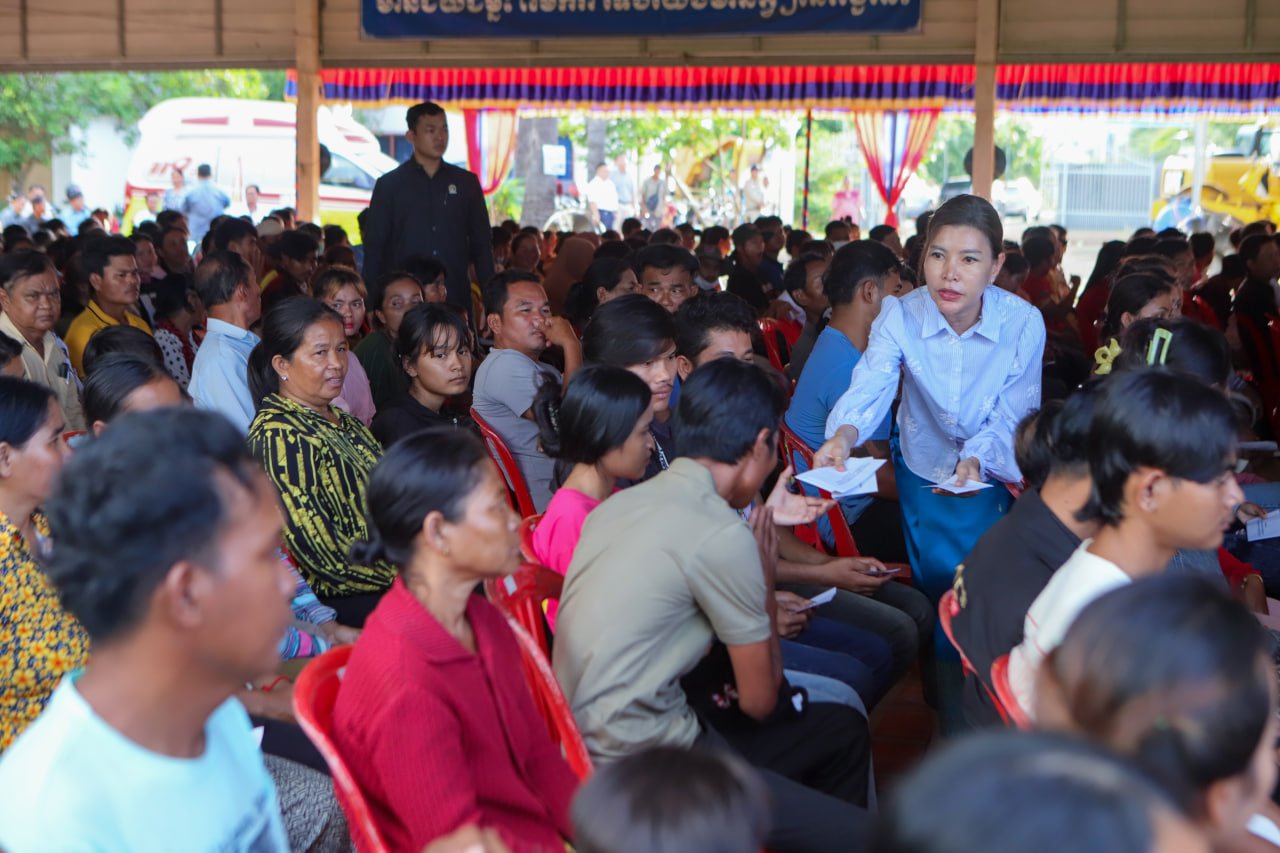 ឯកឧត្តមឧបនាយករដ្ឋមន្រ្តីប្រចាំការ វង្សី វិស្សុត