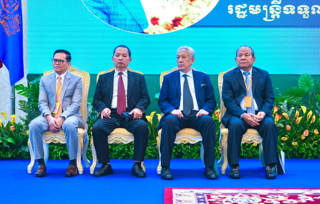 ឯកឧត្តមឧបនាយករដ្ឋមន្រ្តីប្រចាំការ វង្សី វិស្សុត