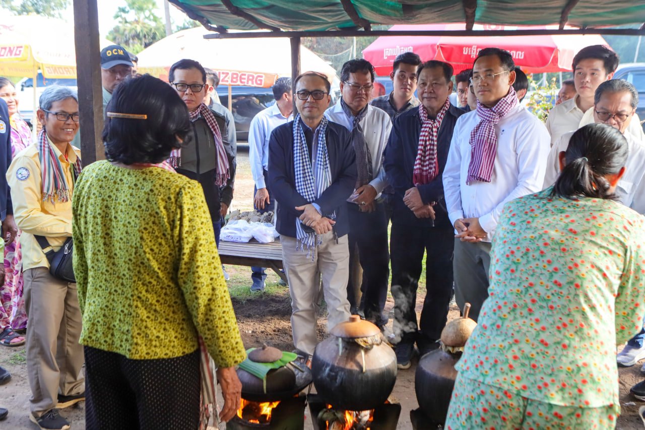 ឯកឧត្តមឧបនាយករដ្ឋមន្ត្រីប្រចាំការ វង្សី វិស្សុត