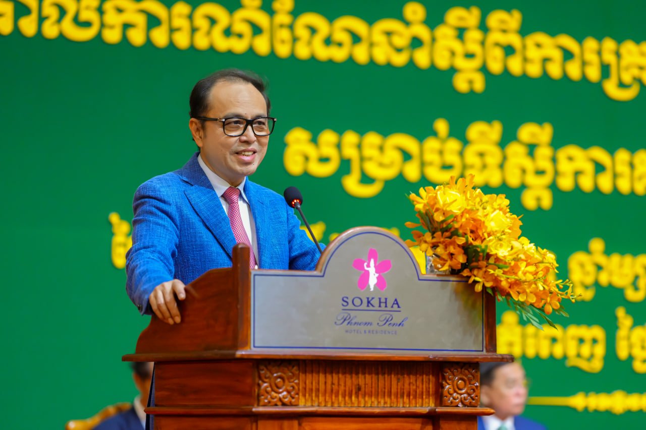 ឯកឧត្តមឧបនាយករដ្ឋមន្ត្រីប្រចាំការ វង្សី វិស្សុត