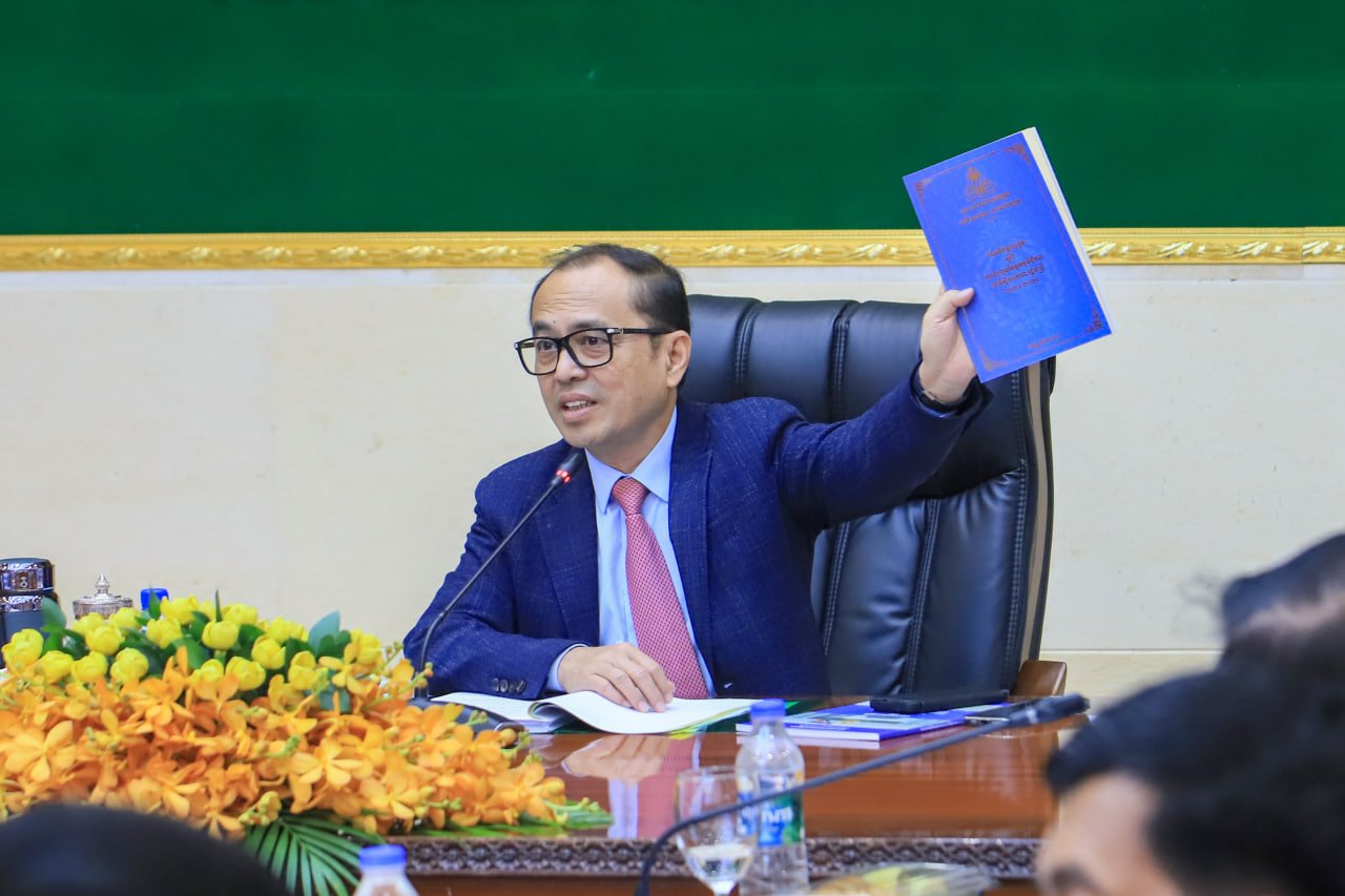 ឯកឧត្តមឧបនាយករដ្ឋមន្រ្តីប្រចាំការ វង្សី វិស្សុត