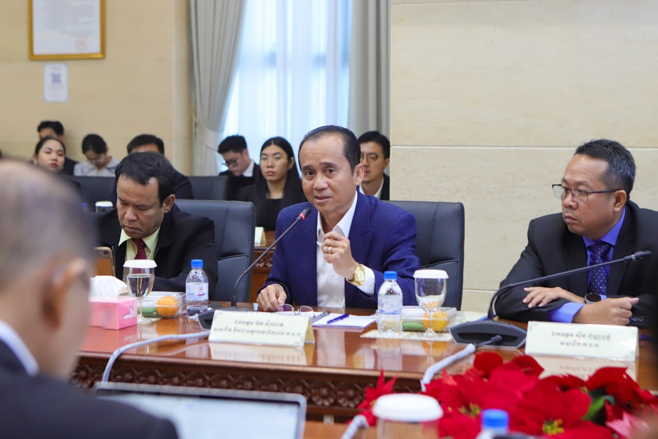 ឯកឧត្តមឧបនាយករដ្ឋមន្រ្តីប្រចាំការ វង្សី វិស្សុត