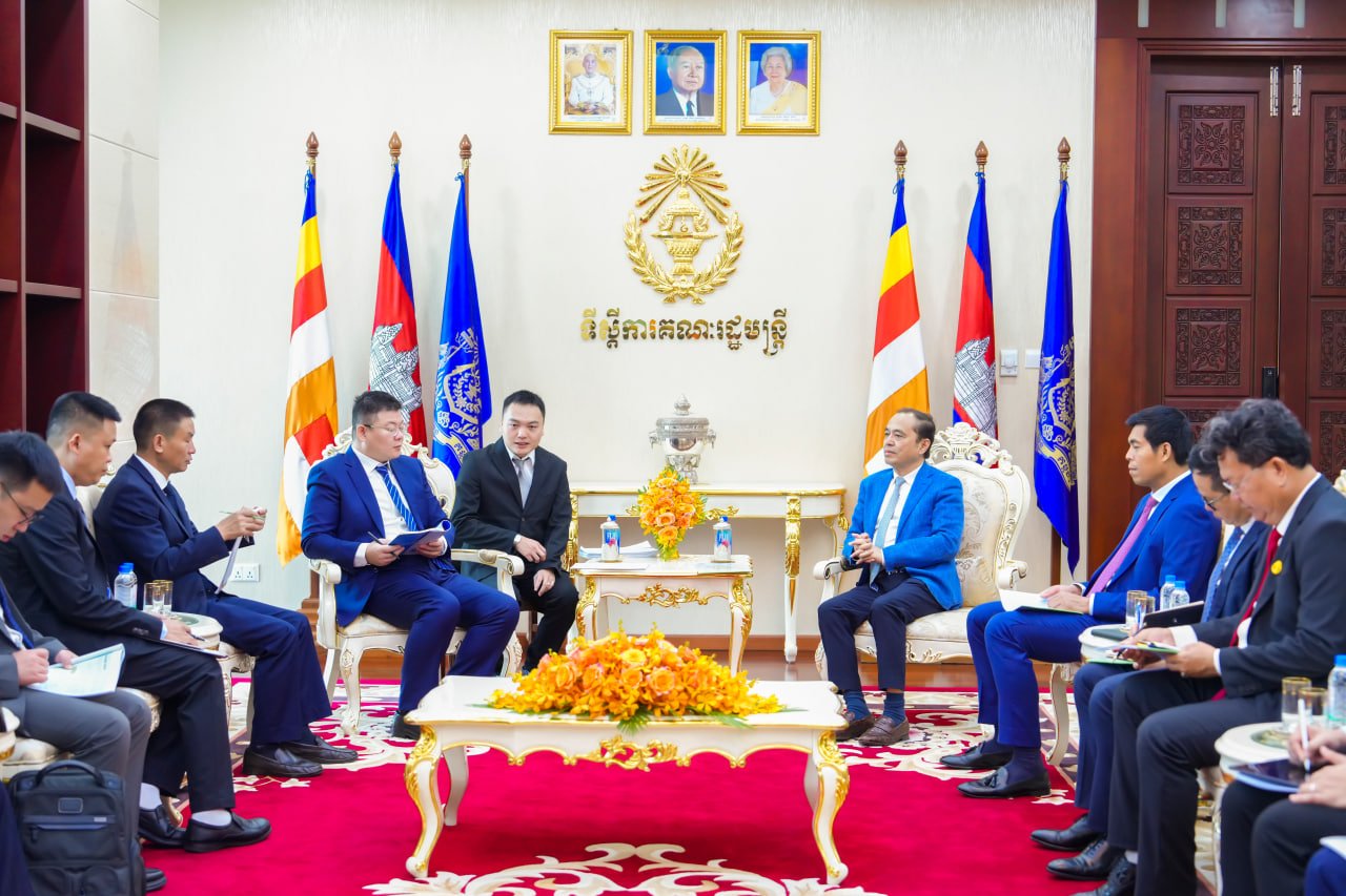 ឧបនាយករដ្ឋមន្ត្រីប្រចាំការ វង្សី វិស្សុត