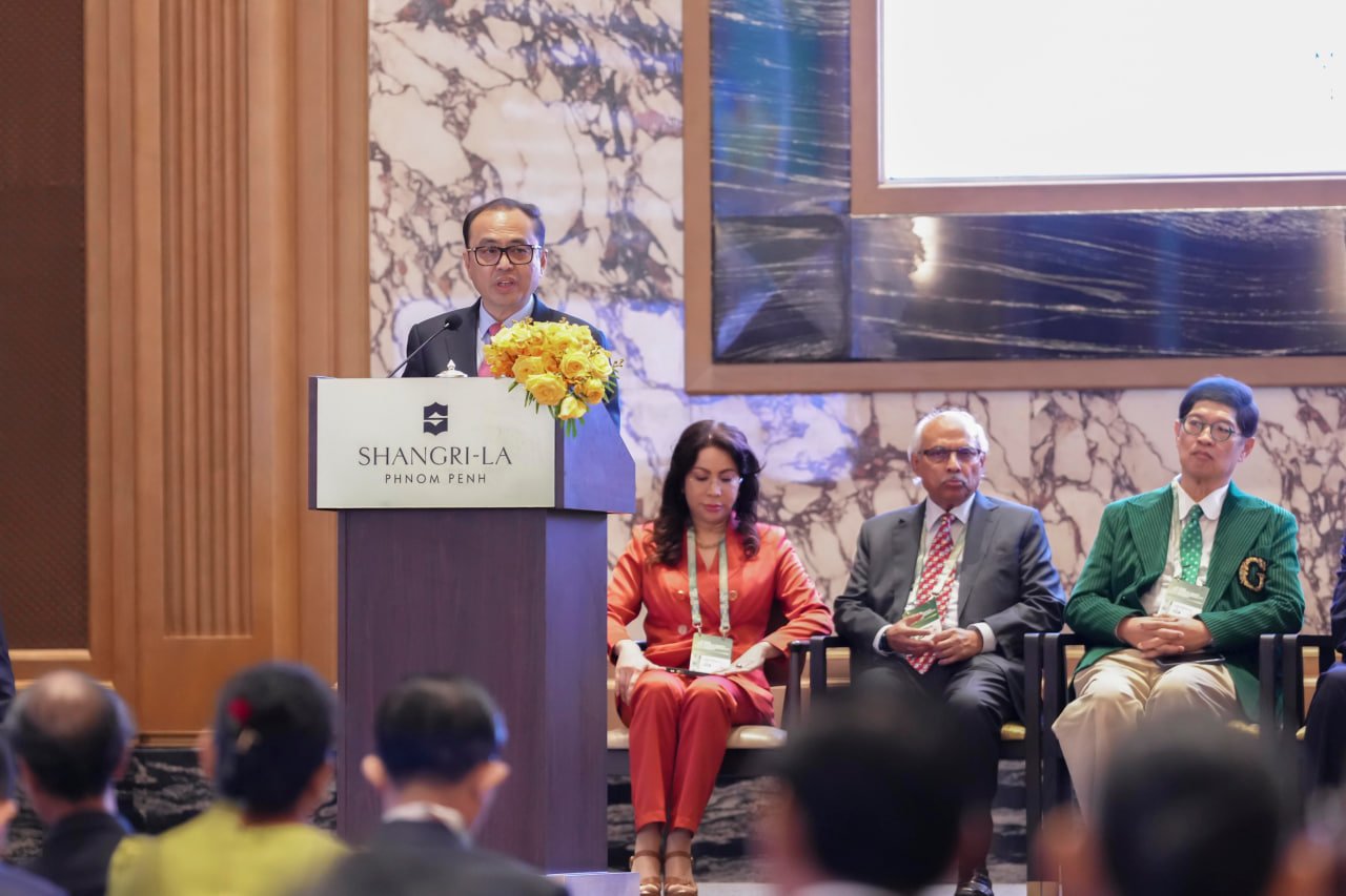 ឯកឧត្តមឧបនាយករដ្ឋមន្រ្តីប្រចាំការ វង្សី វិស្សុត