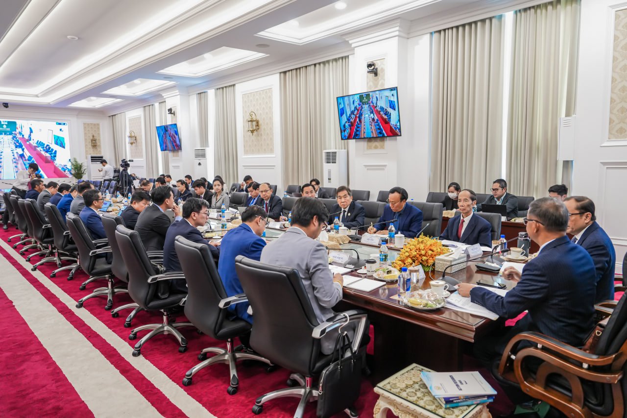 ឯកឧត្តមឧបនាយករដ្ឋមន្ត្រីប្រចាំការ វង្សី វិស្សុត