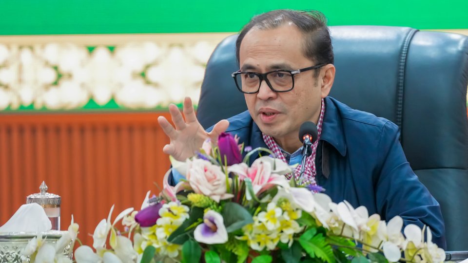 ឯកឧត្តមឧបនាយករដ្ឋមន្រ្តីប្រចាំការ វង្សី វិស្សុត