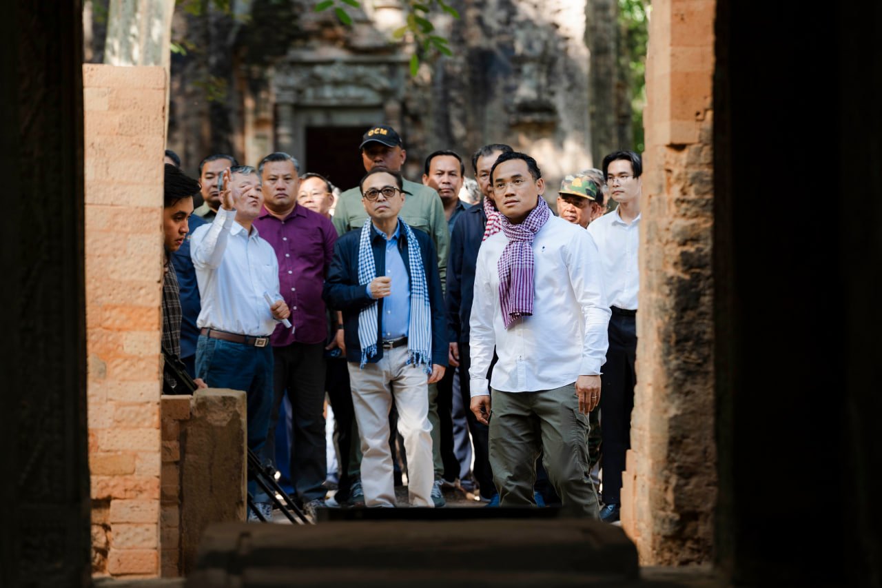 ឯកឧត្តមឧបនាយករដ្ឋមន្ត្រីប្រចាំការ វង្សី វិស្សុត