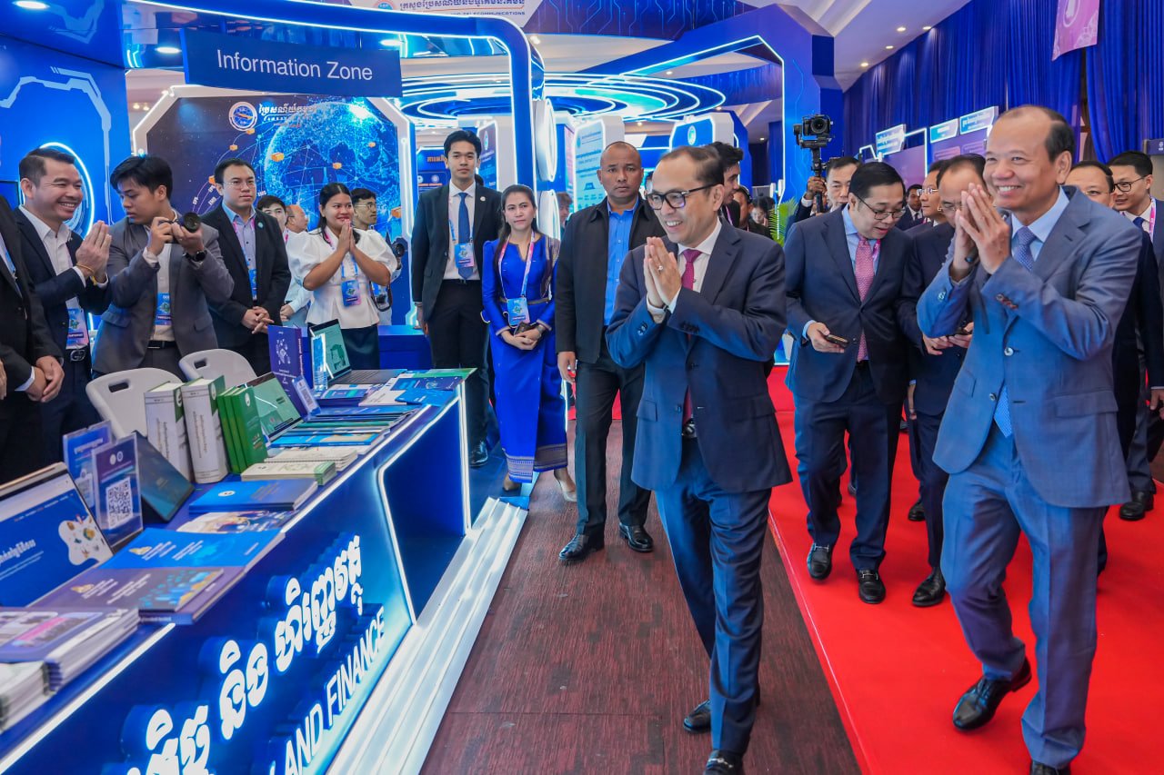 ឯកឧត្តមឧបនាយករដ្ឋមន្ត្រីប្រចាំការ វង្សី វិស្សុត