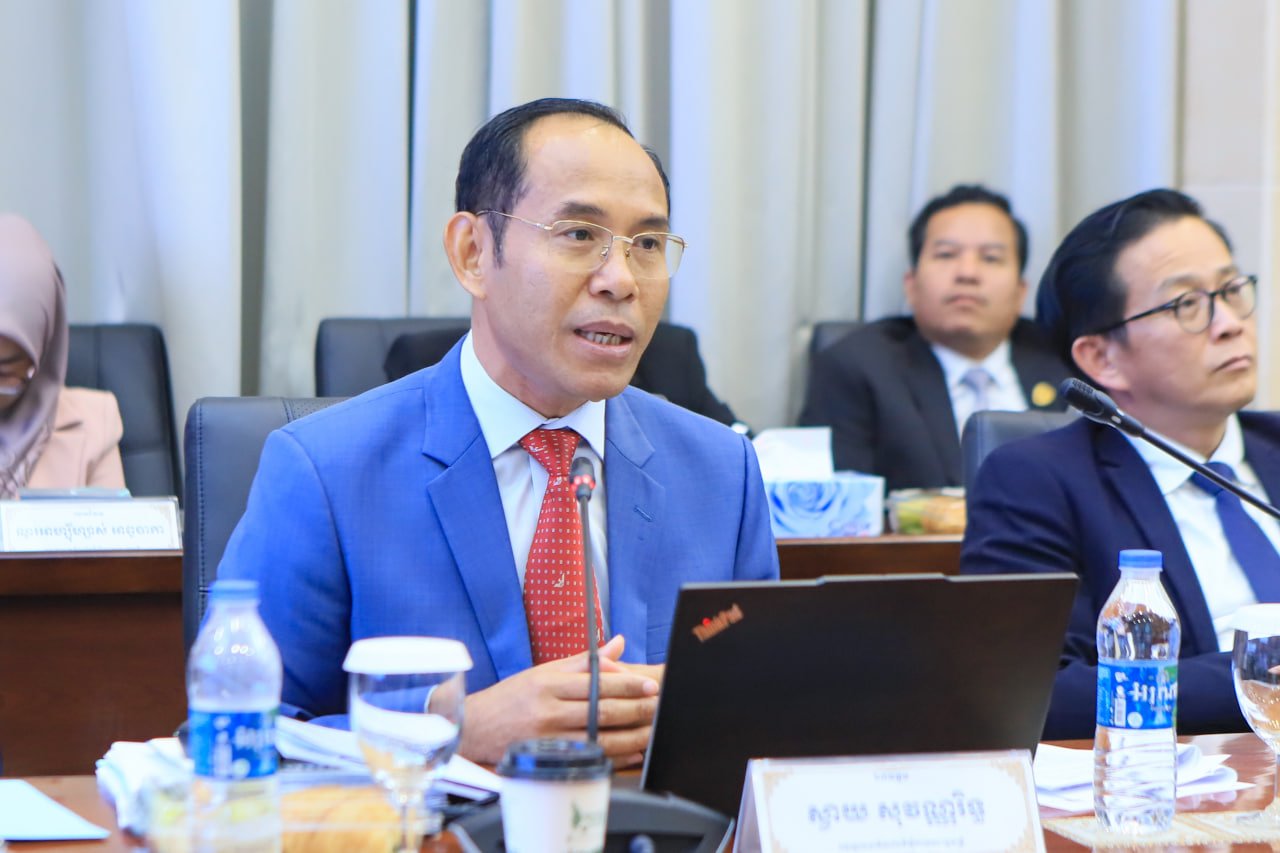 ឯកឧត្តមឧបនាយករដ្ឋមន្រ្តីប្រចាំការ វង្សី វិស្សុត