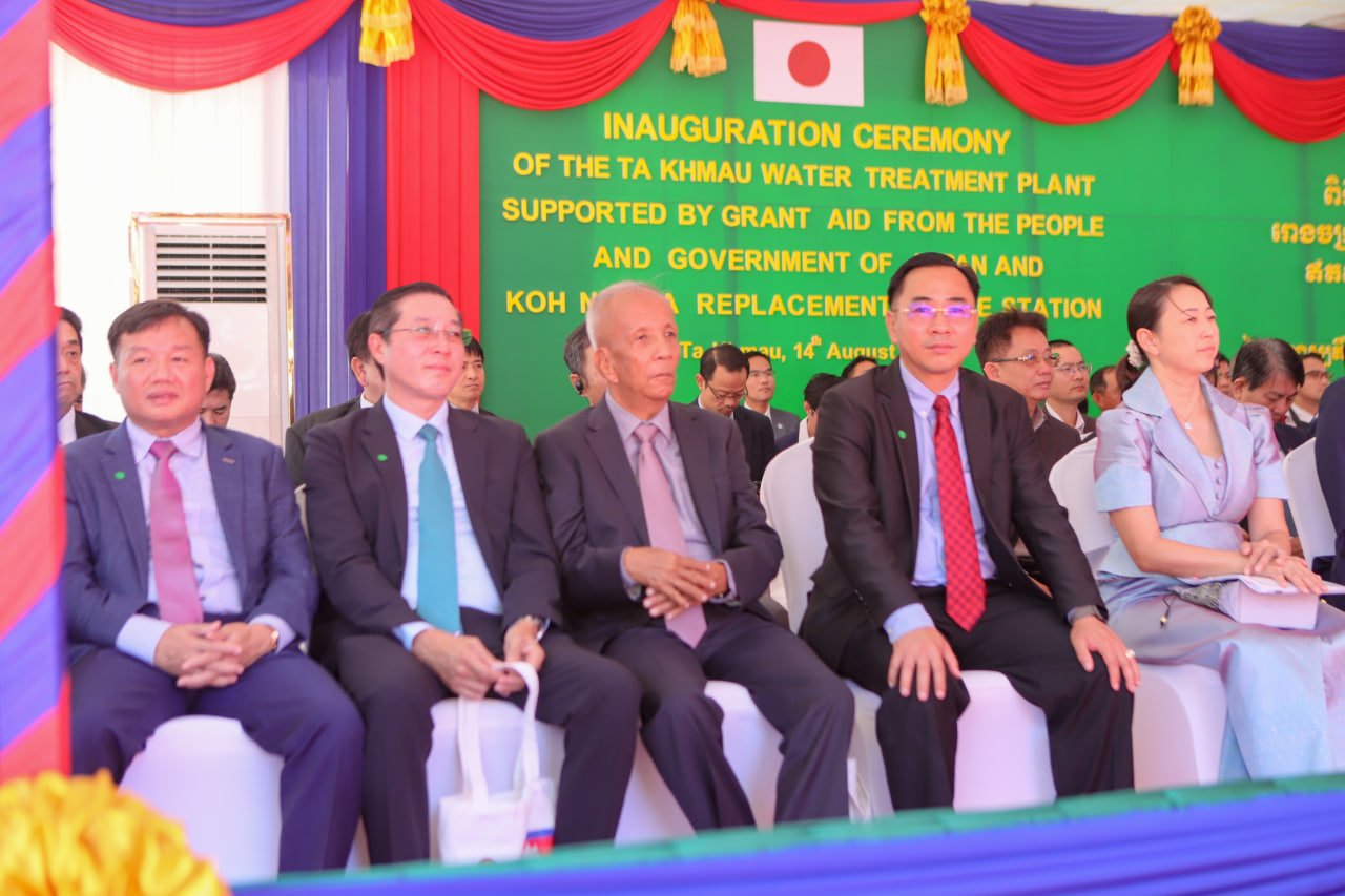ឯកឧត្តមឧបនាយករដ្ឋមន្រ្តីប្រចាំការ វង្សី វិស្សុត
