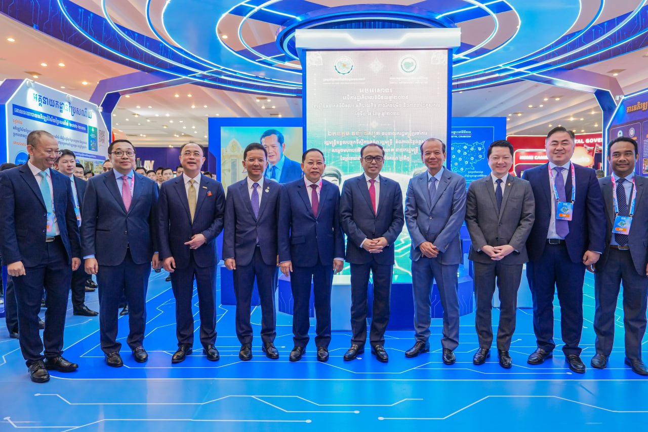 ឯកឧត្តមឧបនាយករដ្ឋមន្ត្រីប្រចាំការ វង្សី វិស្សុត