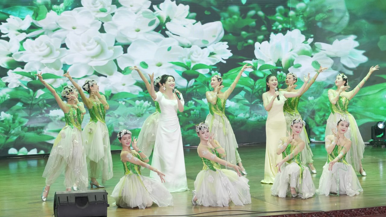 ឯកឧត្តមឧបនាយករដ្ឋមន្ត្រីប្រចាំការ វង្សី វិស្សុត