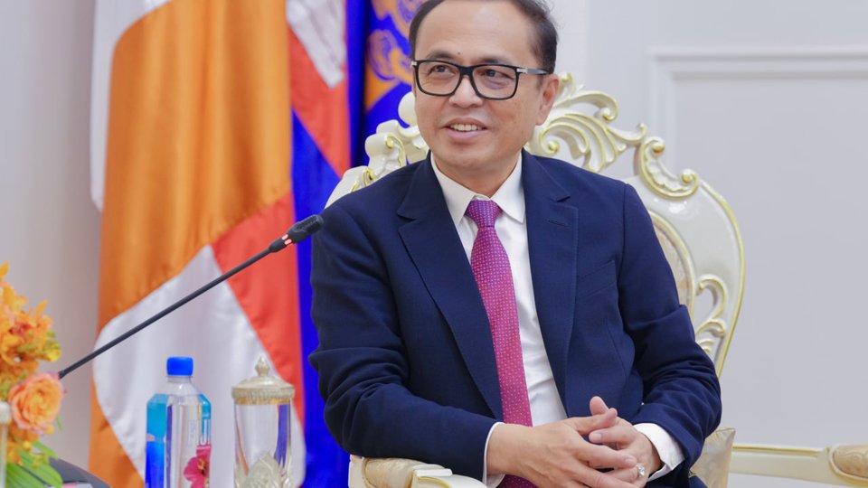 ឯកឧត្តមឧបនាយករដ្ឋមន្ត្រីប្រចាំការ វង្សី វិស្សុត