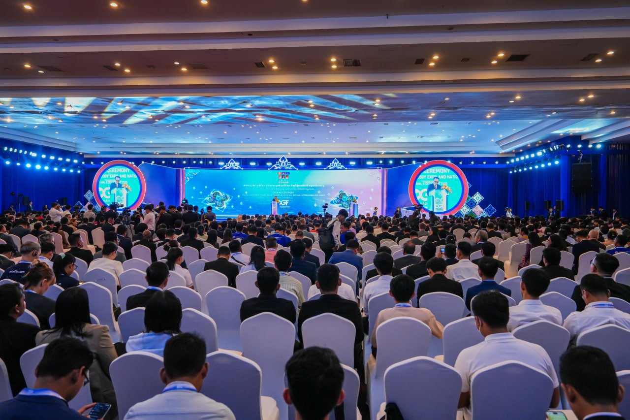 ឯកឧត្តមឧបនាយករដ្ឋមន្ត្រីប្រចាំការ វង្សី វិស្សុត