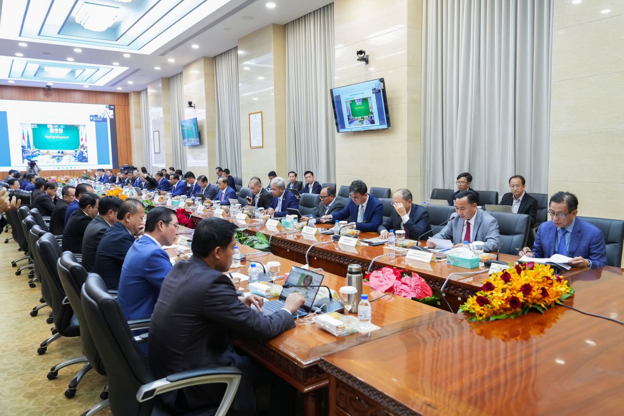 ឯកឧត្តមឧបនាយករដ្ឋមន្រ្តីប្រចាំការ វង្សី វិស្សុត
