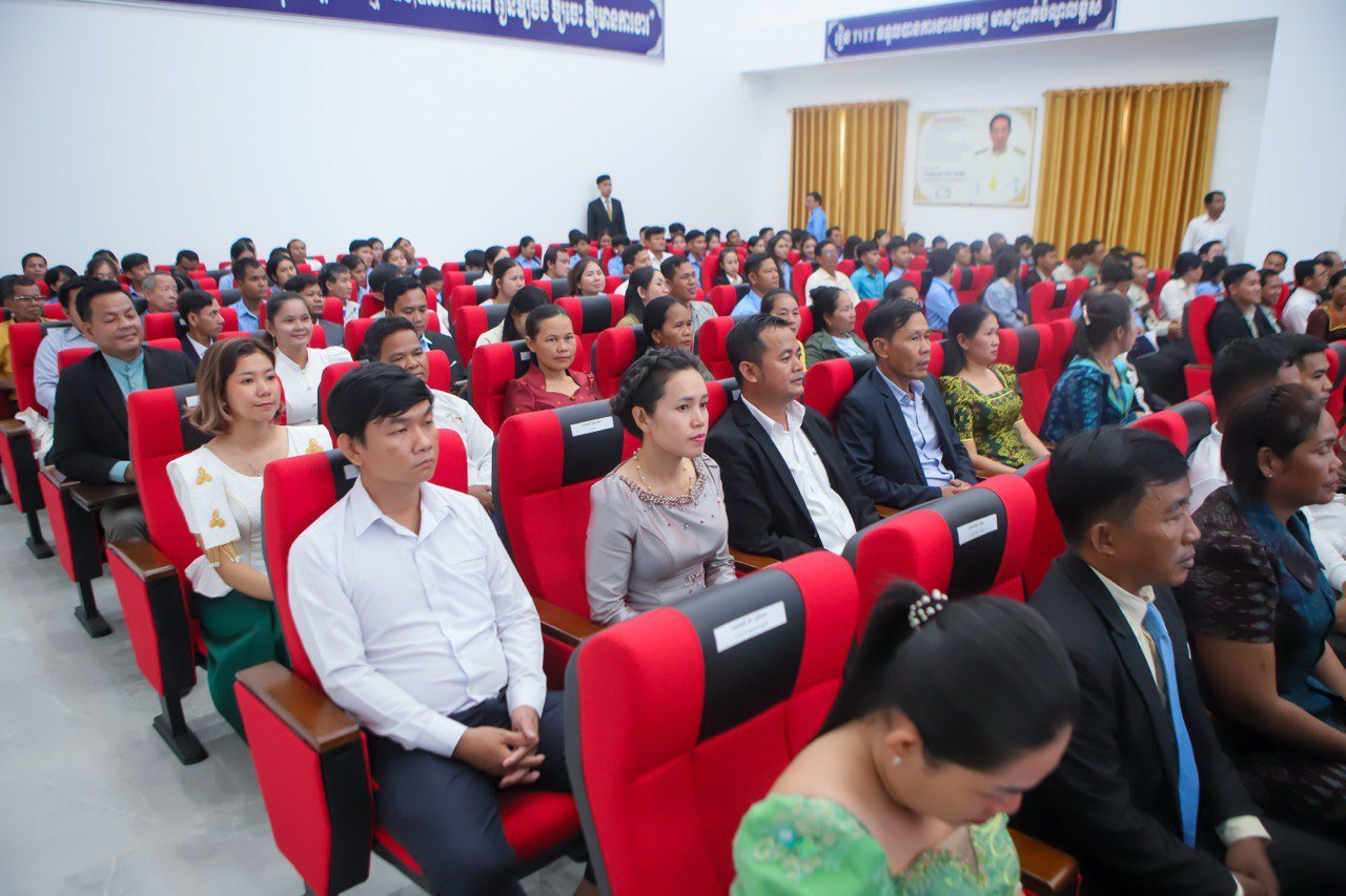 ឯកឧត្ដមឧបនាយករដ្ឋមន្រ្តីប្រចាំការ វង្សី វិស្សុត