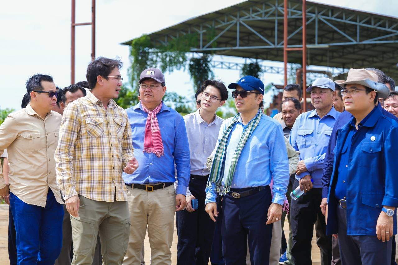 ឯកឧត្តមឧបនាយករដ្ឋមន្រ្តីប្រចាំការ វង្សី វិស្សុត