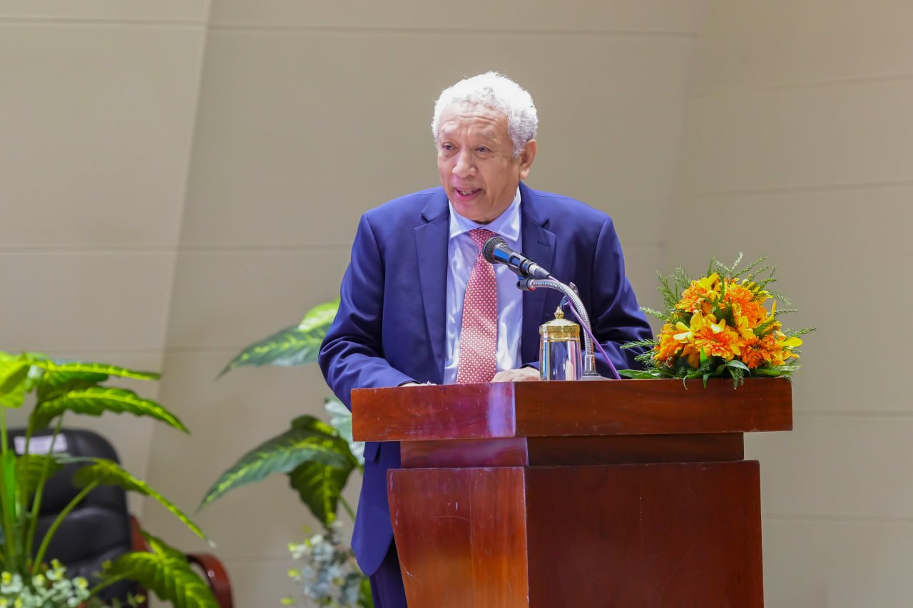 ឯកឧត្តមឧបនាយករដ្ឋមន្រ្តីប្រចាំការ វង្សី វិស្សុត