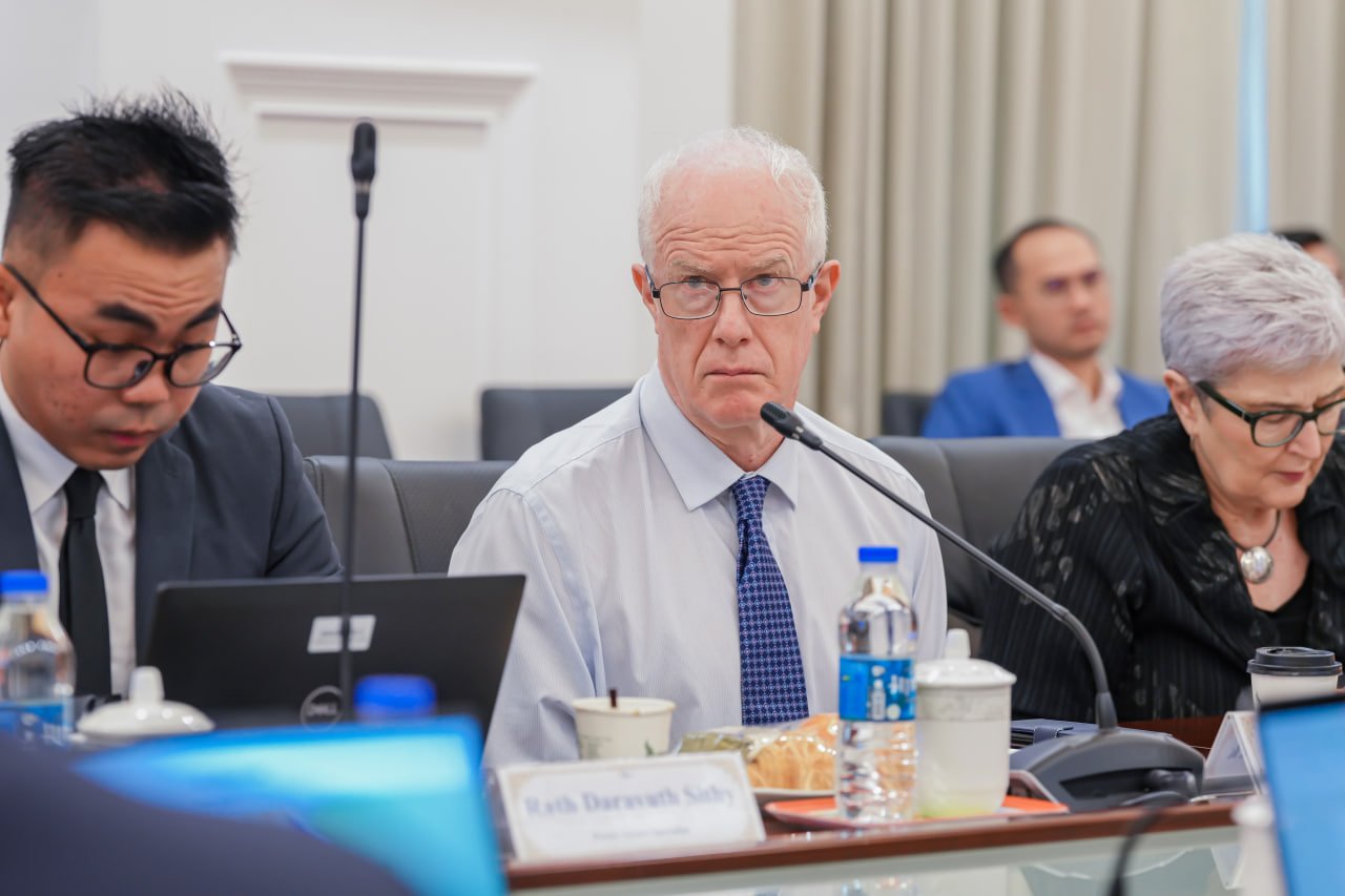 ឯកឧត្តមឧបនាយករដ្ឋមន្ត្រីប្រចាំការ វង្សី វិស្សុត