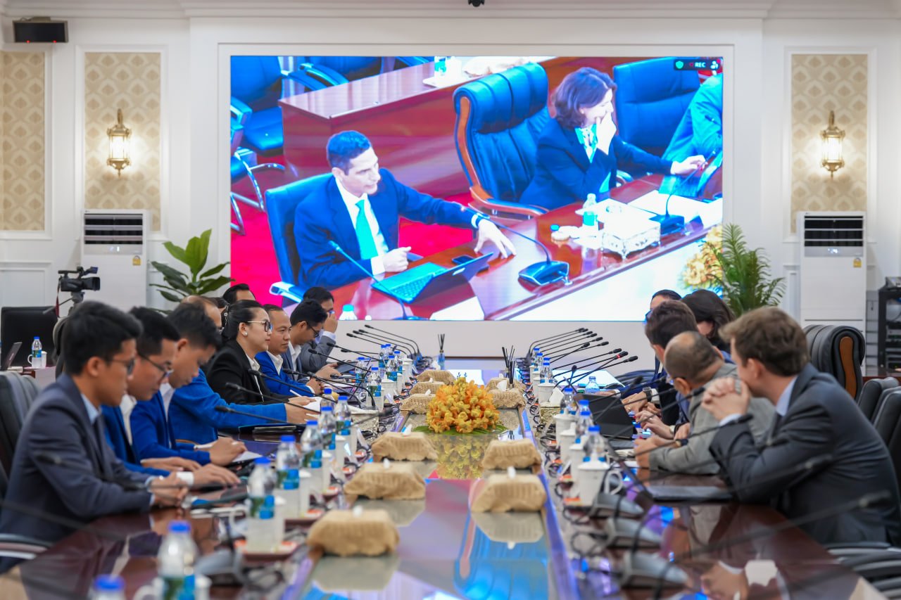 ឯកឧត្តមឧបនាយករដ្ឋមន្ត្រីប្រចាំការ វង្សី វិស្សុត