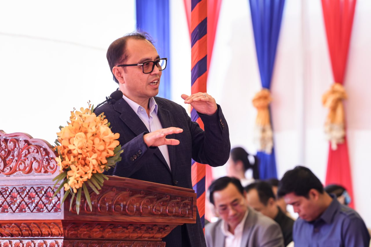 ឯកឧត្តមឧបនាយករដ្ឋមន្ត្រីប្រចាំការ វង្សី វិស្សុត