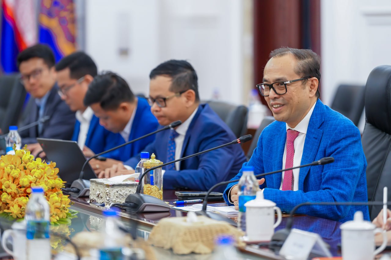 ឯកឧត្តមឧបនាយករដ្ឋមន្ត្រីប្រចាំការ វង្សី វិស្សុត