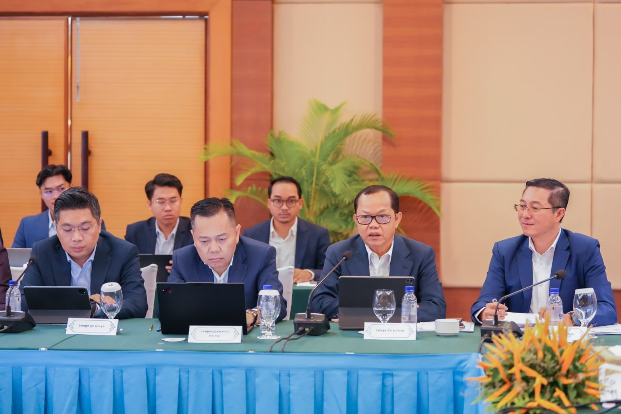 ឯកឧត្តមឧបនាយករដ្ឋមន្រ្តីប្រចាំការ វង្សី វិស្សុត