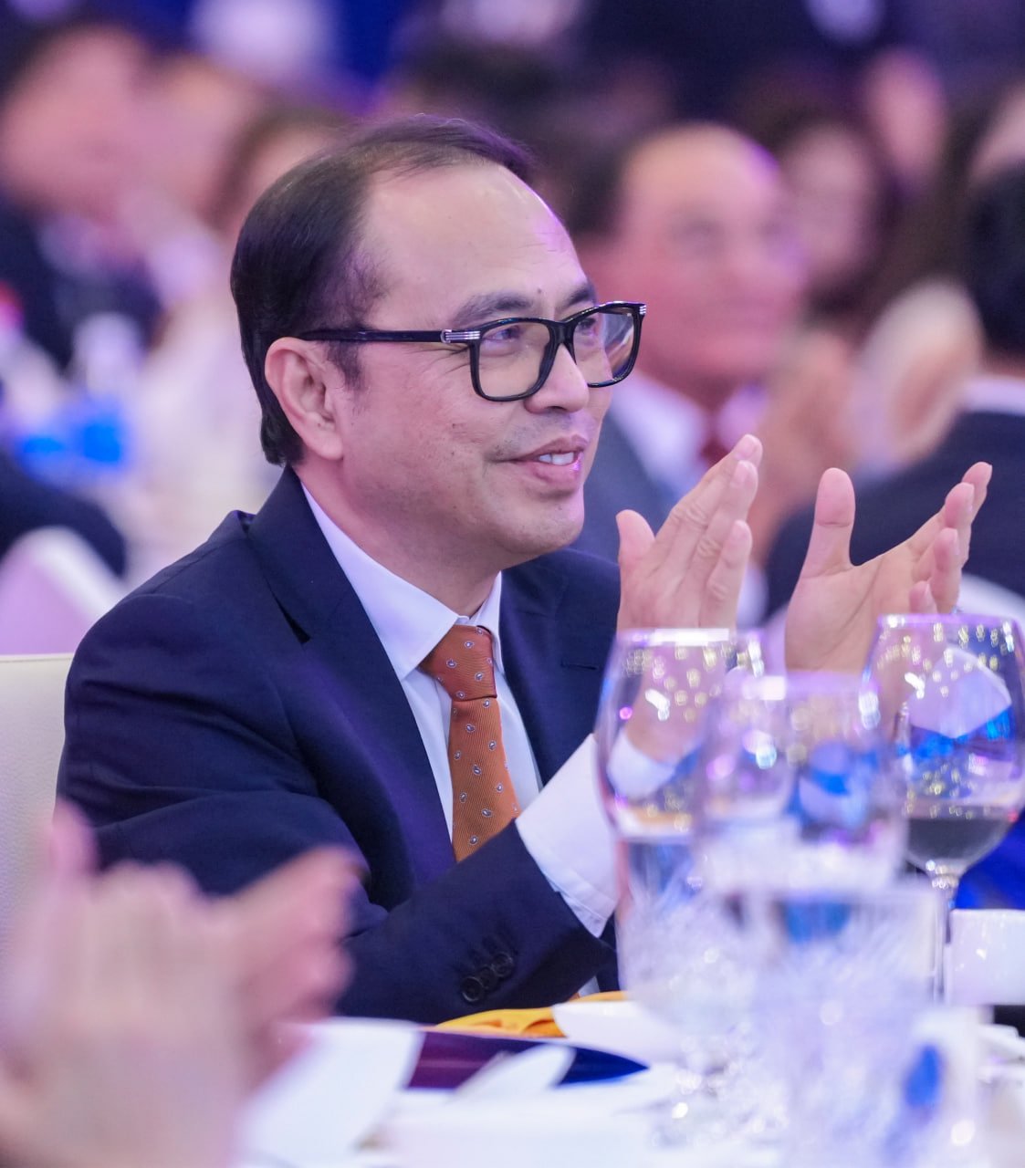 ឯកឧត្តមឧបនាយករដ្ឋមន្រ្តីប្រចាំការ វង្សី វិស្សុត