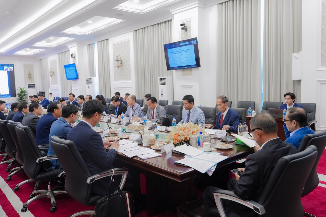 ឯកឧត្តមឧបនាយករដ្ឋមន្ត្រីប្រចាំការ វង្សី វិស្សុត