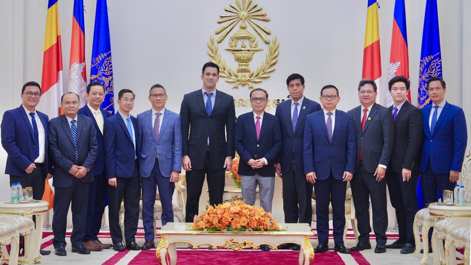 ឯកឧត្តមឧបនាយករដ្ឋមន្ត្រីប្រចាំការ វង្សី វិស្សុត
