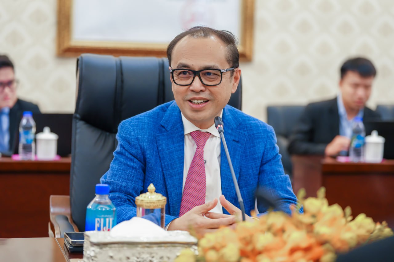 ឯកឧត្តមឧបនាយករដ្ឋមន្ត្រីប្រចាំការ វង្សី វិស្សុត