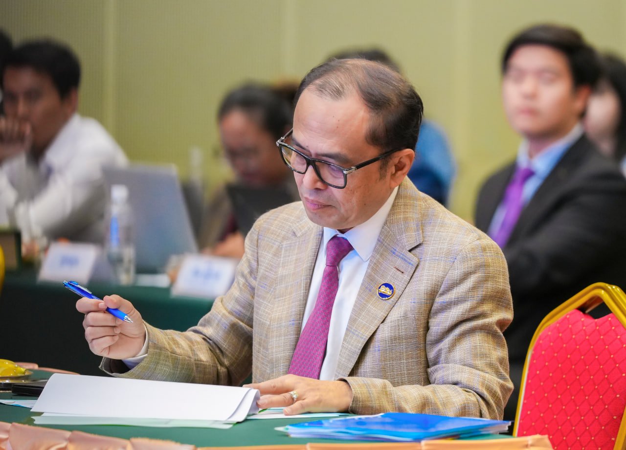 ឧបនាយករដ្ឋមន្ត្រីប្រចាំការ វង្សី វិស្សុត