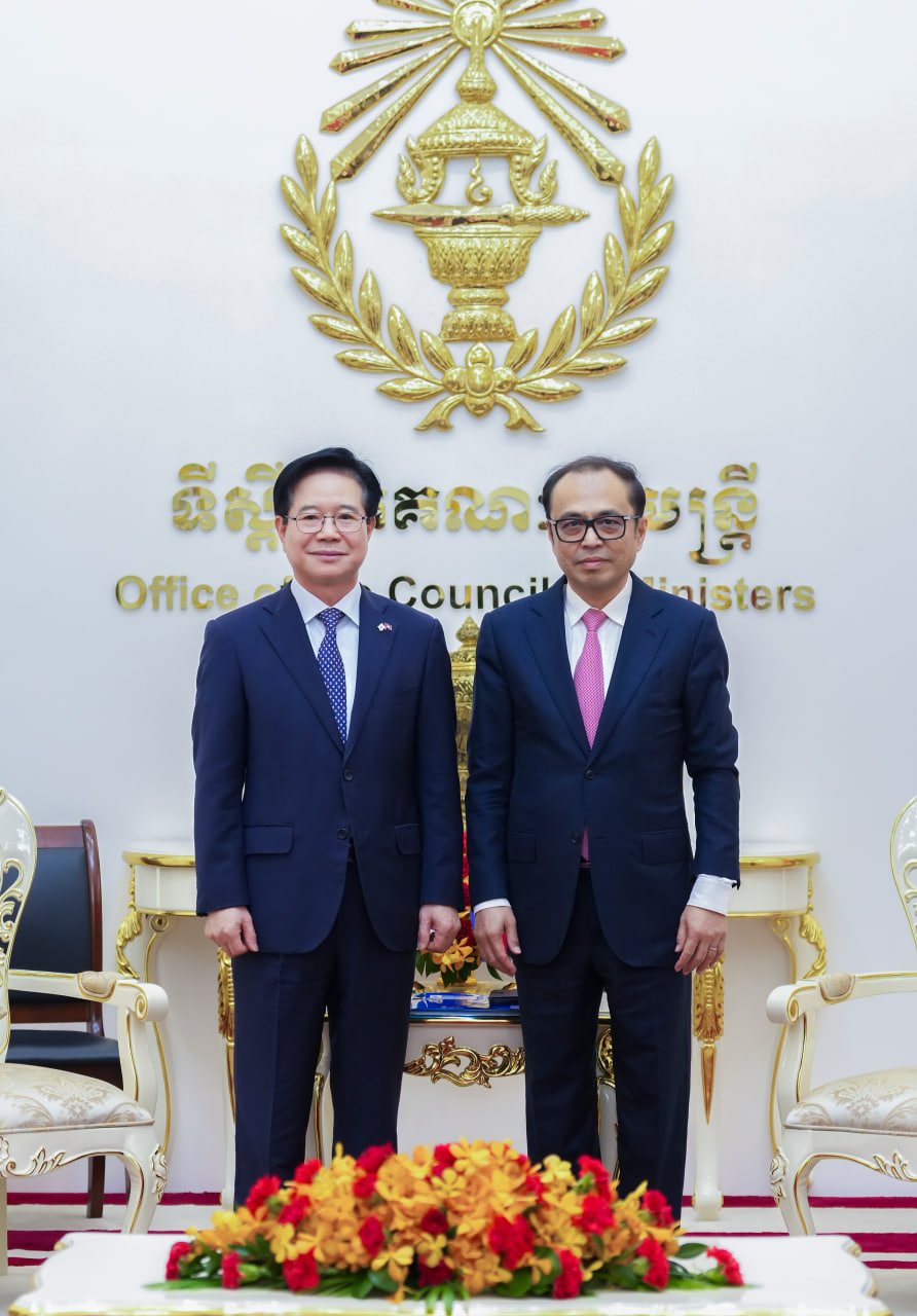 ឯកឧត្តមឧបនាយករដ្ឋមន្ត្រីប្រចាំការ វង្សី វិស្សុត