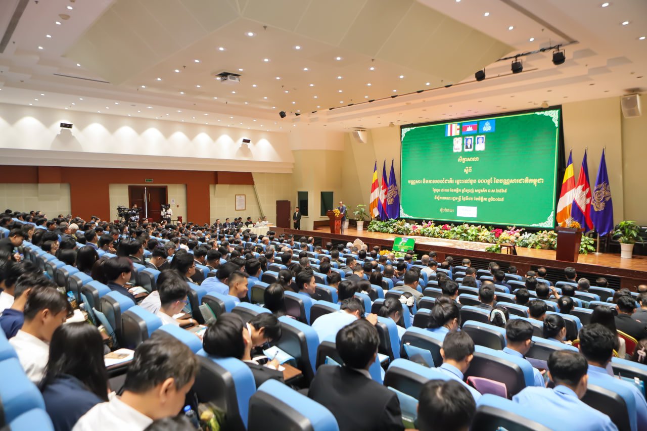 ឯកឧត្តមឧបនាយករដ្ឋមន្រ្តីប្រចាំការ វង្សី វិស្សុត