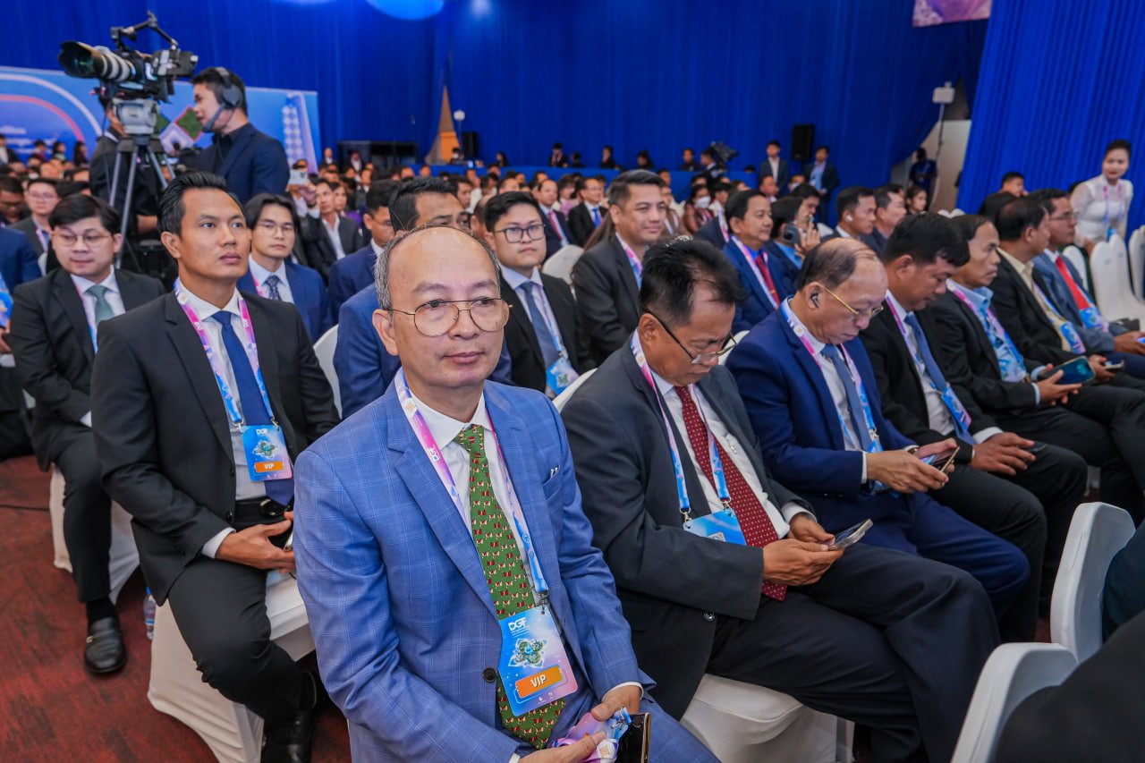 ឯកឧត្តមឧបនាយករដ្ឋមន្ត្រីប្រចាំការ វង្សី វិស្សុត