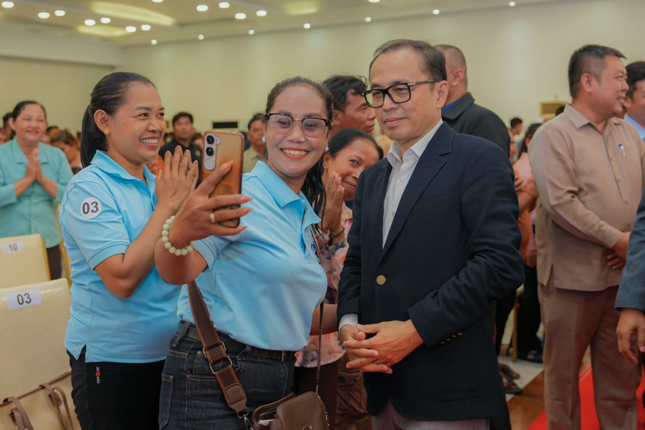 ឯកឧត្តម វង្សី វិស្សុត៖