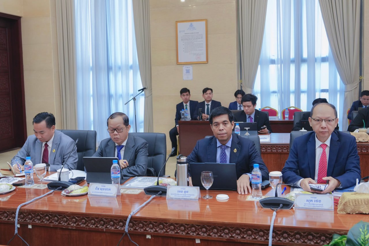 ឯកឧត្តមឧបនាយករដ្ឋមន្រ្តីប្រចាំការ វង្សី វិស្សុត