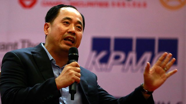 លោក​ឧកញ៉ា សៀ ឫទ្ធី ប្រធាន​ក្រុម​ប្រឹក្សា​ភិបាល​ក្រុមហ៊ុន WorldBridge Group។ រូបថត៖ ហេង ភារម្យ