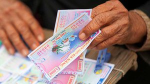 វៀតណាម​បិទ​"ឆ្នោត​" បណ្ដោះអាសន្ន ដើម្បីកាត់បន្ថយ​ហានិភ័យ​ឆ្លង​កូវីដ១៩